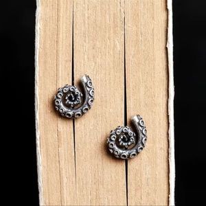 Unique Octopus Tentacle Stud Earrings| Perfect Jewelry Gift For Ocean Lover